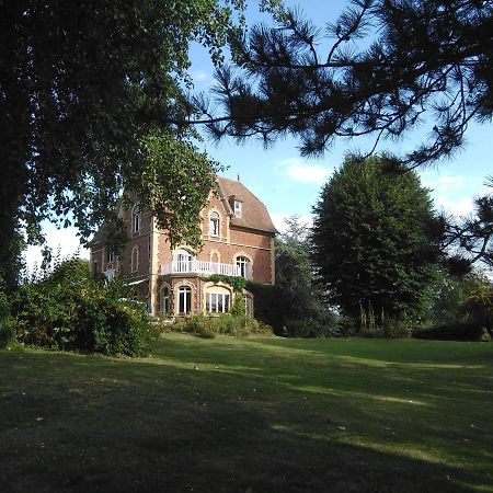 Le Sous-Bois B&B Moyenneville (Oise) Exterior foto
