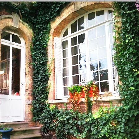 Le Sous-Bois B&B Moyenneville (Oise) Exterior foto